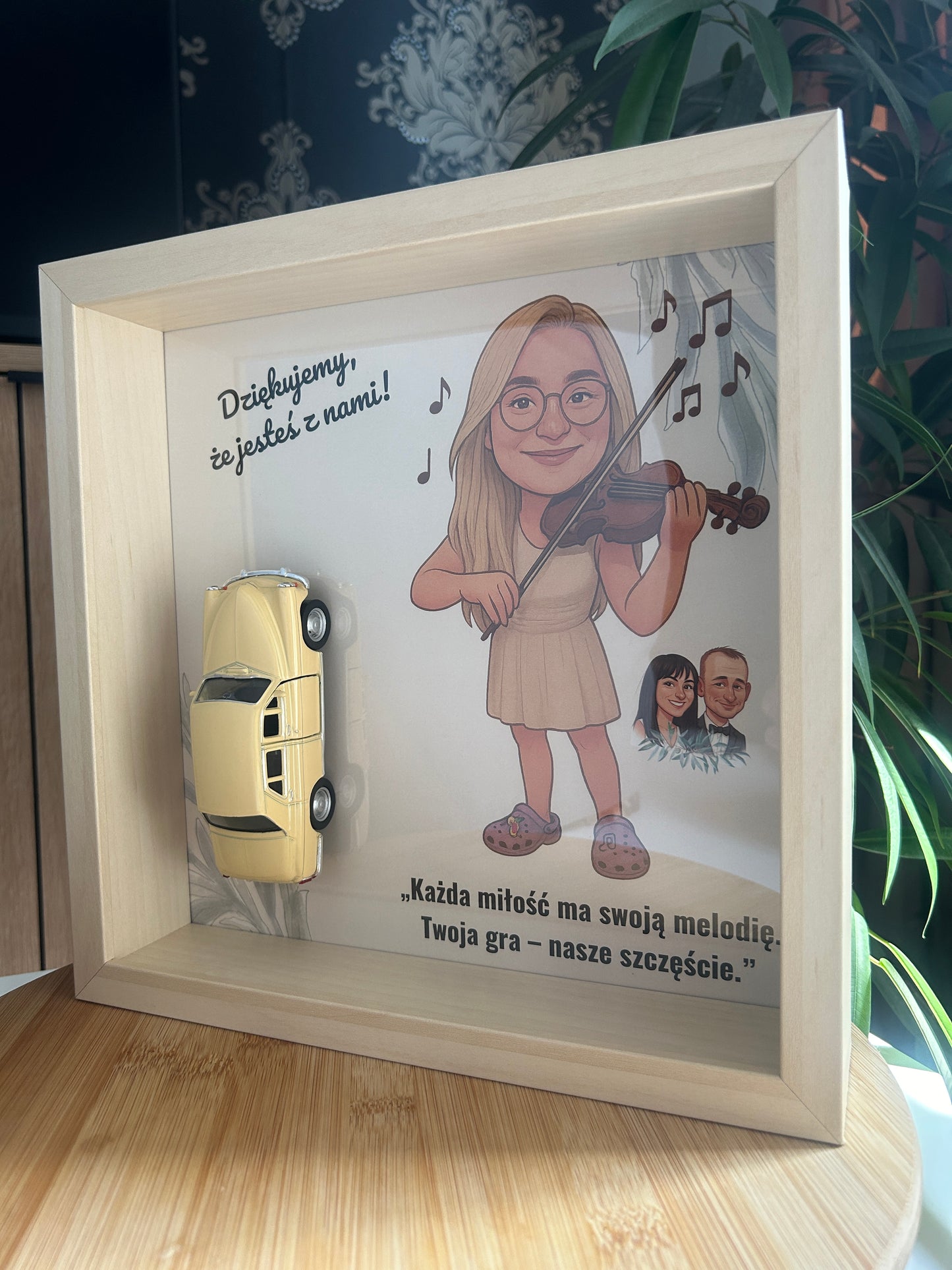 Karykatura Ślubna z autem PRL